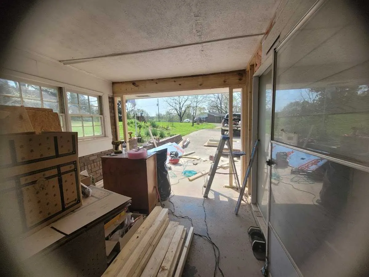 Air movers and dehumidifier for Drying & Dehumidification in Tanglewilde